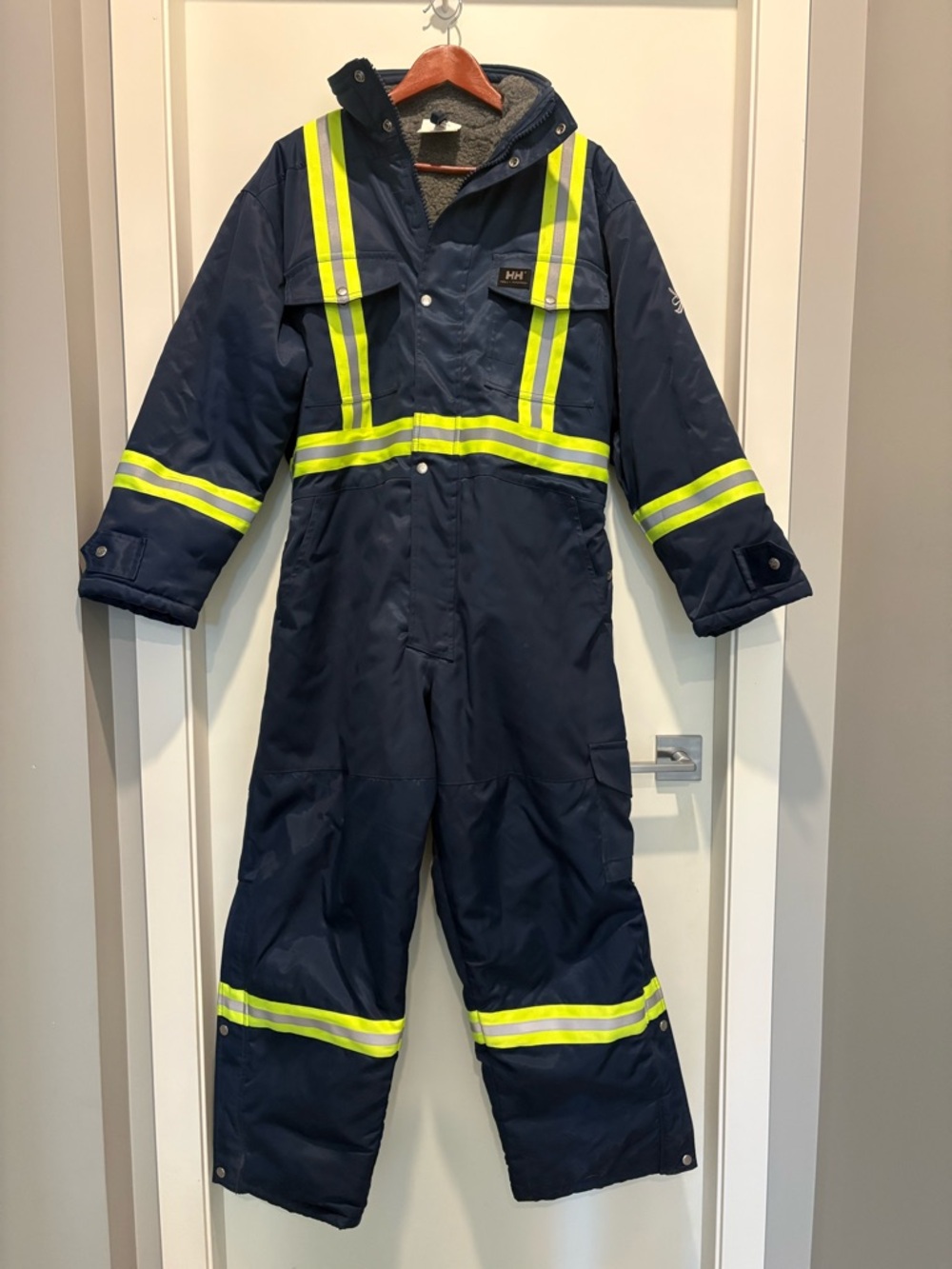 NWOT Helly Hansen Fargo 2.0  series FR Coveralls